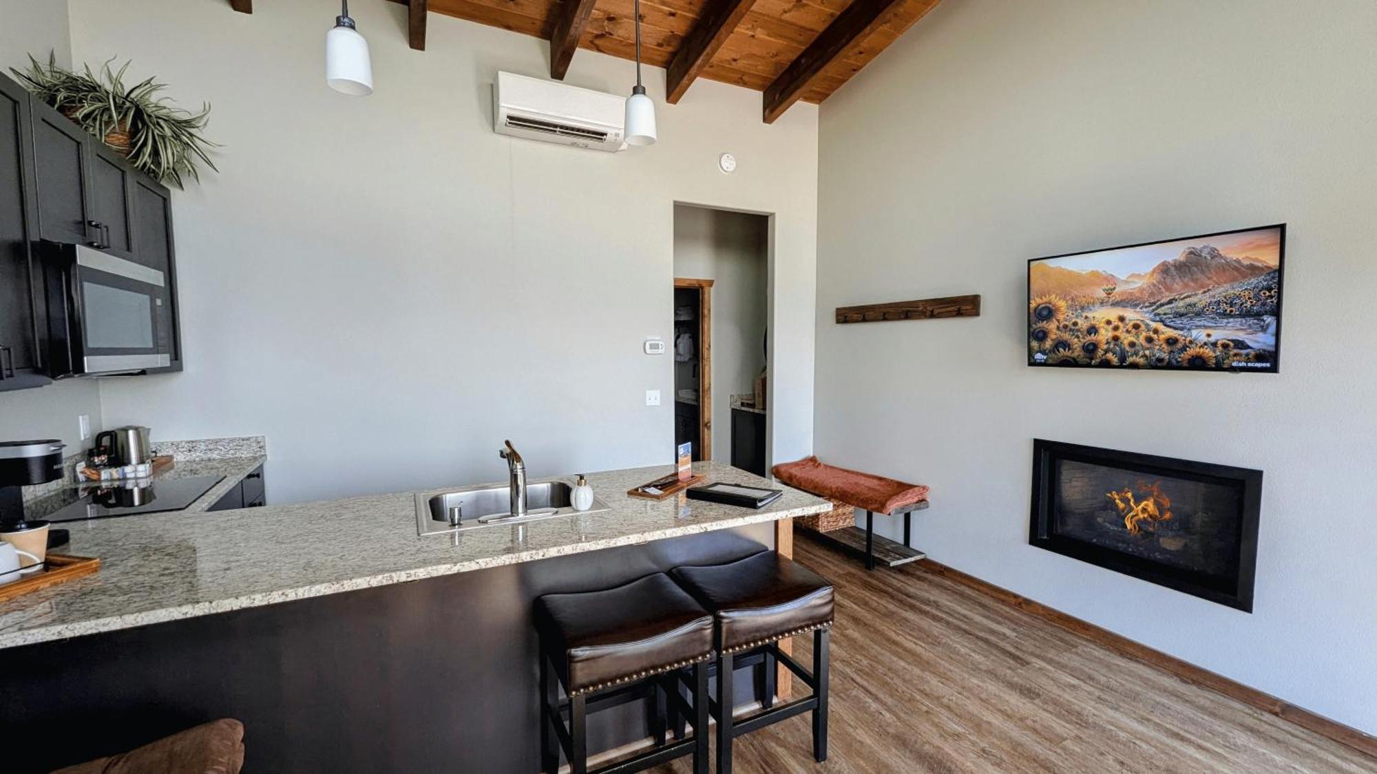Lone Point Cellars Otel Brewster Dış mekan fotoğraf